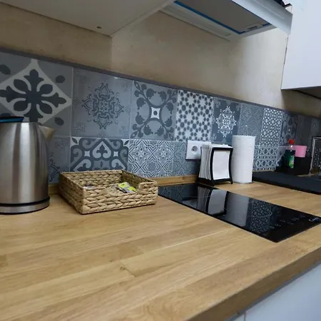 Rentalsevilla Cardenal Cervantes I Appartamento *